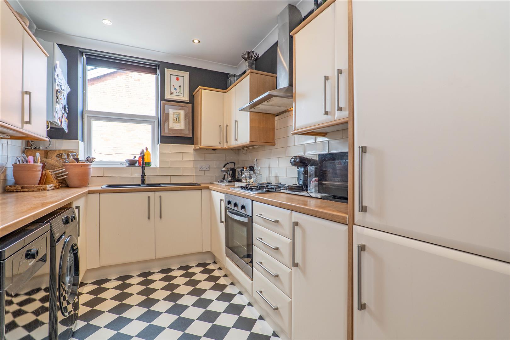 3 bed property in Eaves Lane, Chorley